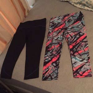 Bundled workout capris
